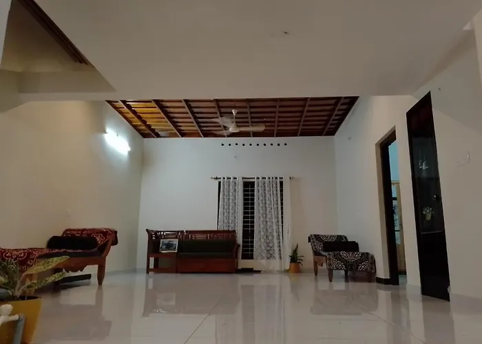 Nallukettu Service Villa